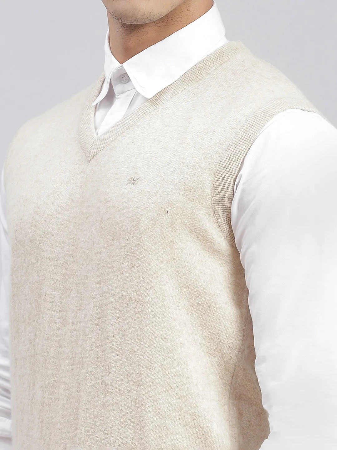 Men Cream Solid V Neck Sleeveless Sweaters/Pullovers