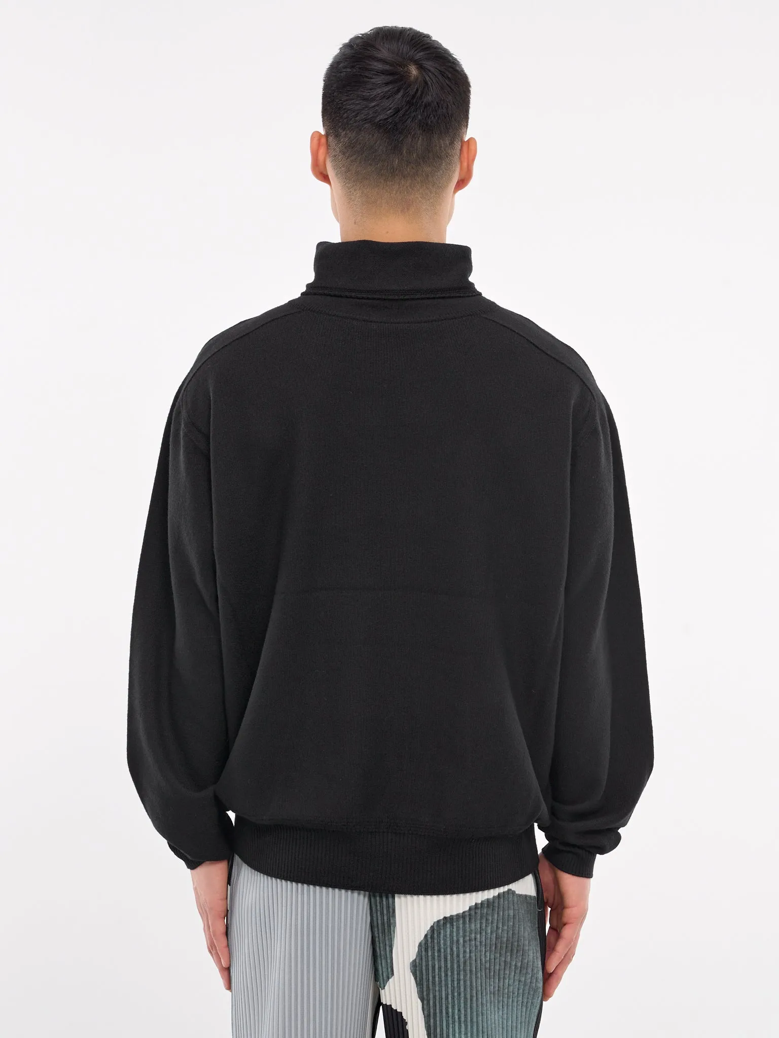 Smooth Wool Sweater (HP48KN215-15-BLACK)